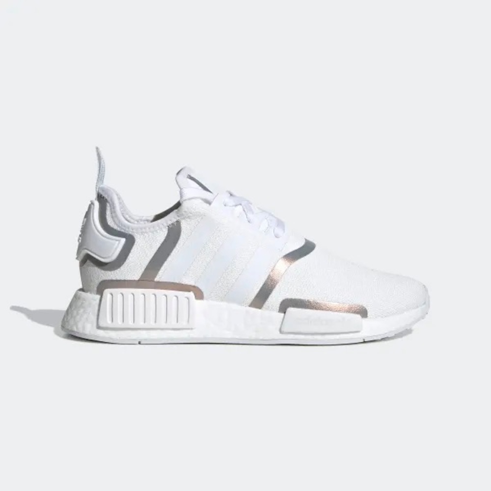 gently used adidas nmd_r1 shoes